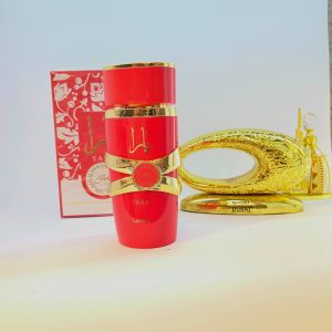 عطر زنانه یارا کندی لطافه (Yara Candy Lattafa) با بطری صورتی بنفش و رایحه شیرین و میوه‌ای – مناسب دختران شاد و پرانرژی در بازرگانی سوشیان منطقه آزاد انزلی